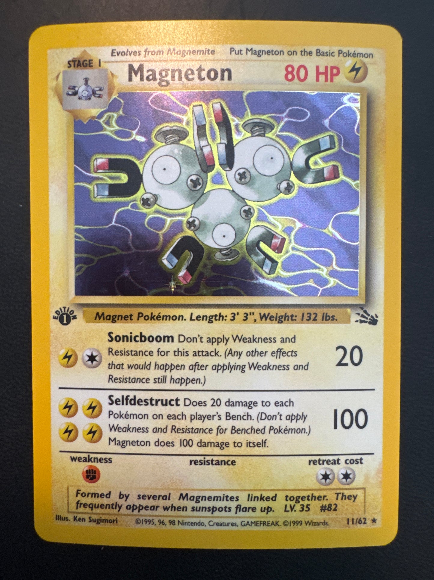 1st edition Fossil Magneton Holo 11/62 LP